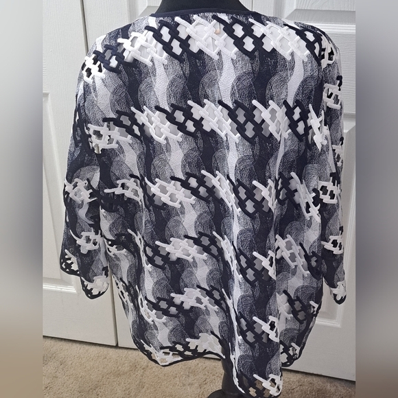 Alfred Dunner Lattice & Embroidered Open Jacket   Size 2X - Picture 9 of 10